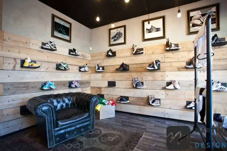 Negozio “Sneakers House” Bientina (PI) – foto 1